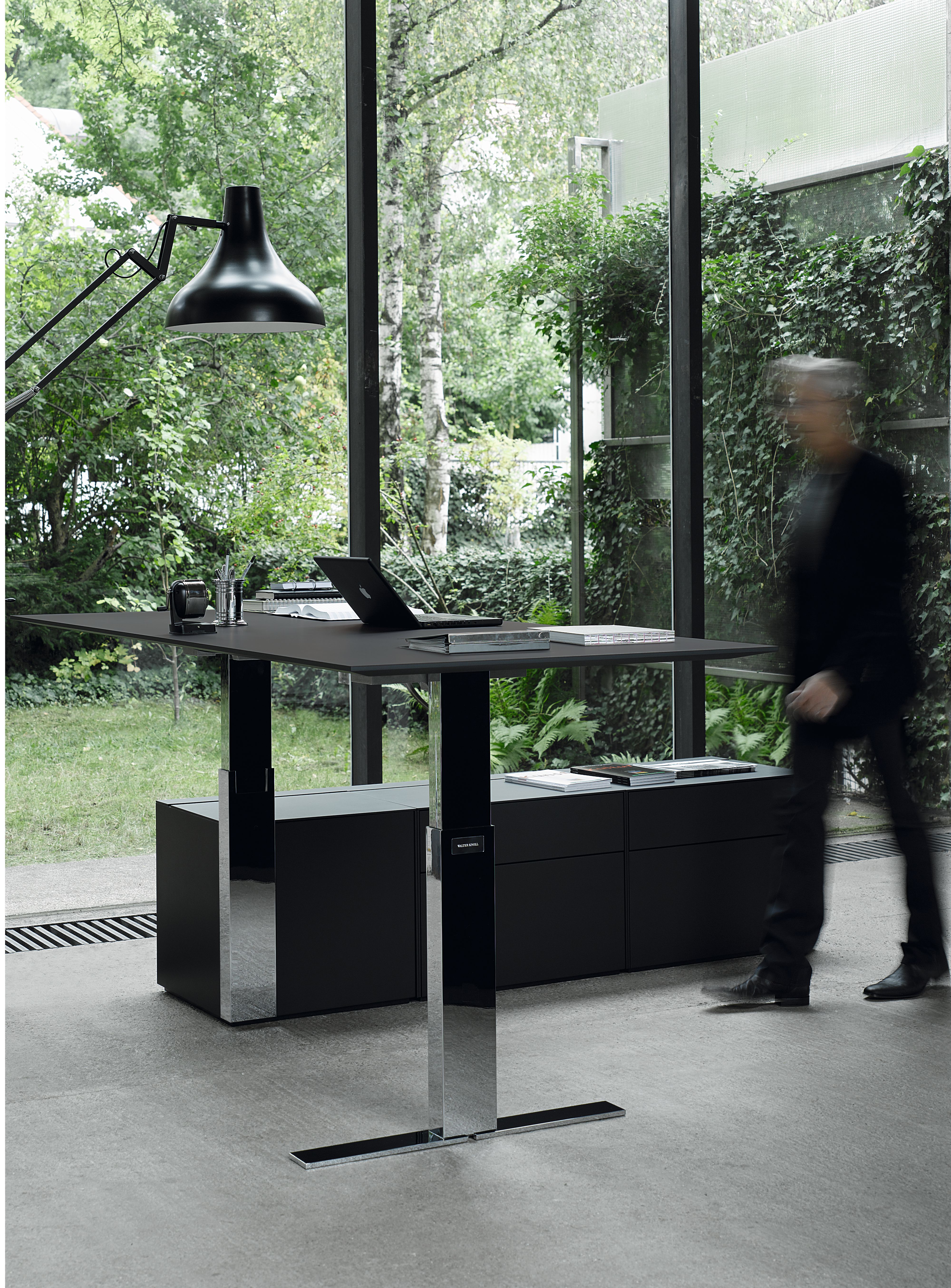 HR567 WALTER KNOLL ウォルターノル Exec-V ボード HR567 WALTER KNOLL ウォルターノル Exec-V ボード - メルカリ