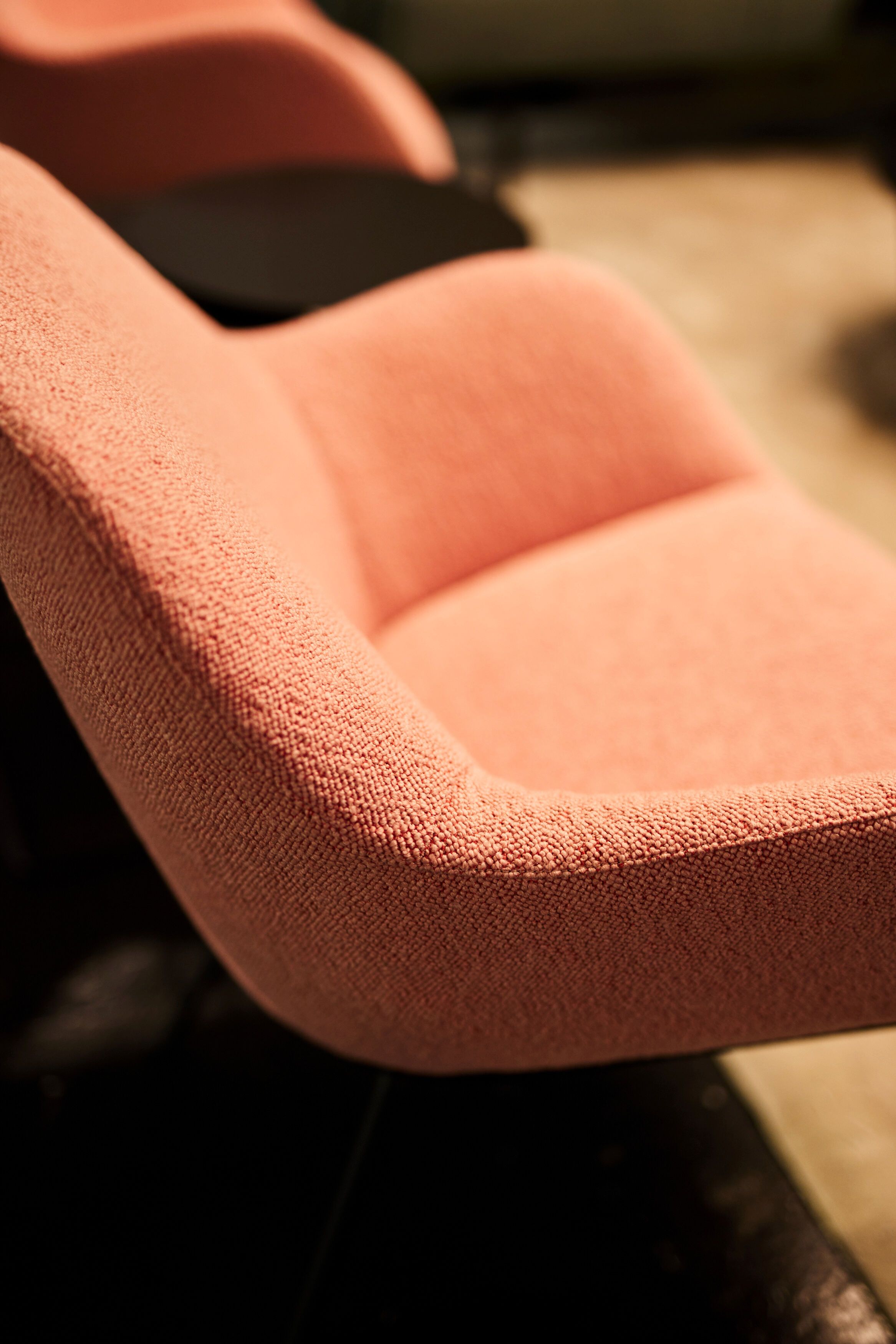 Lounge Chairs | Walter Knoll